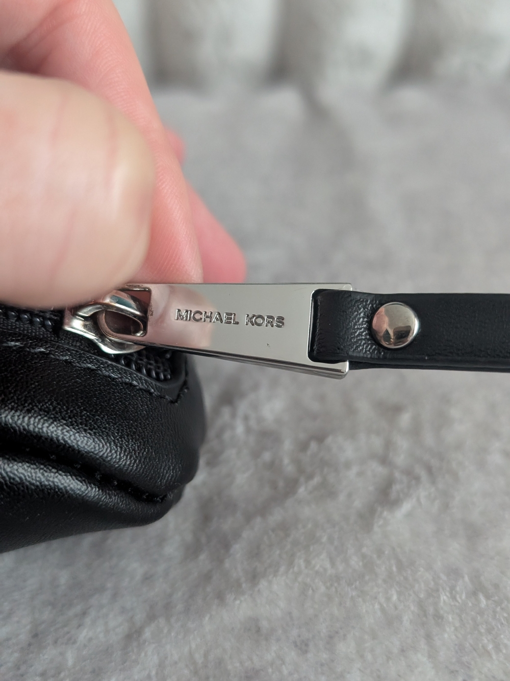 Michael Kors Men's Black Crossbody Belt Bag - Picture 5 of 7